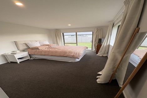 Photo of property in 33 Cressy Place, Darfield, 7510