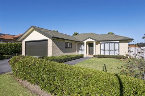 Photo of property in 52 Highfields Terrace, Henderson, Auckland, 0612