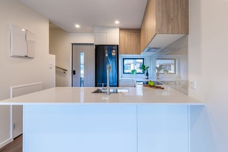 Photo of property in 8/25 Jabuka Street, Glen Eden, 0602