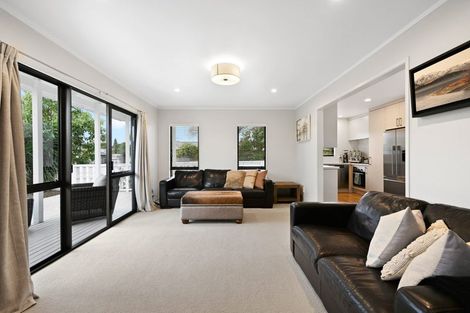 Photo of property in 120 Grey Street, Cambridge, 3434