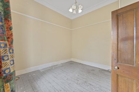 Photo of property in 55 Tarata Road, Inglewood, 4387