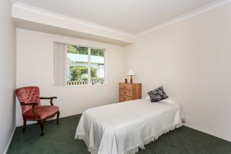 Photo of property in 42a Kitchener Road, Waiuku, 2123