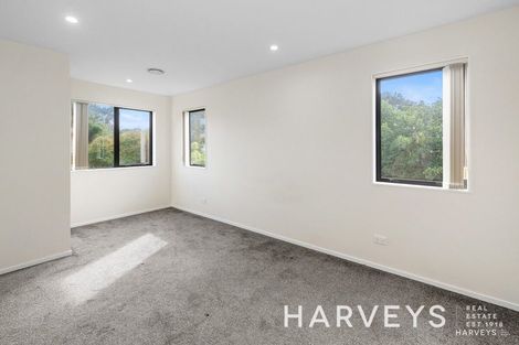 Photo of property in 71a Fruitvale Road, New Lynn, Auckland, 0600