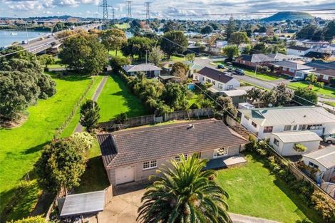 Photo of property in 50 Latham Avenue, Pakuranga, Auckland, 2010