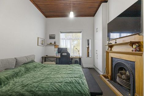 Photo of property in 39 Argyle Street, Mornington, Dunedin, 9011