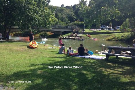 Photo of property in 84 Puhoi Road, Puhoi, Warkworth, 0994
