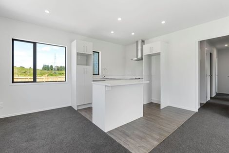 Photo of property in 16 Guy King Place, Huntly, 3700