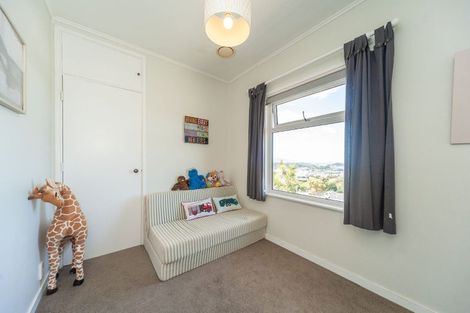 Photo of property in 3 Puketiro Avenue, Northland, Wellington, 6012