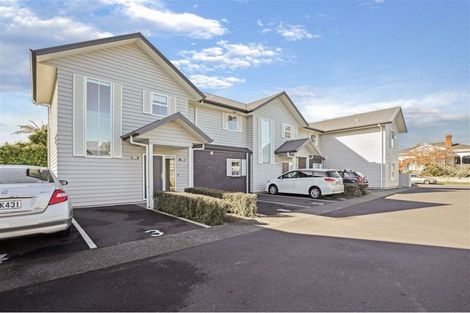 Photo of property in 79u3 Carrington Avenue, Silverdale, Hamilton, 3216