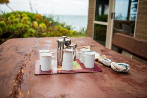 Photo of property in 506 The Nuggets Road, Ahuriri Flat, Kaka Point, 9271