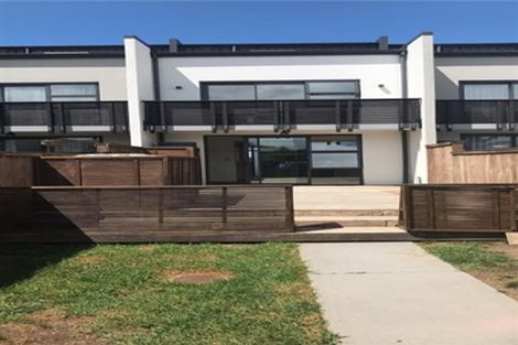 Photo of property in 174 Hobsonville Point Road, Hobsonville, Auckland, 0616