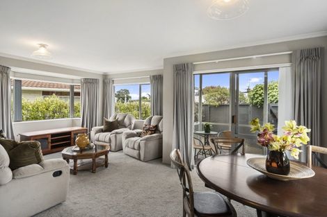 Photo of property in 3 Union Street, Merrilands, New Plymouth, 4312