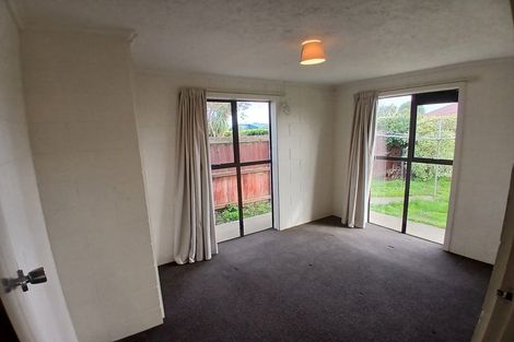 Photo of property in 122 Effingham Street, North New Brighton, Christchurch, 8083