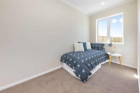 Photo of property in 20 Saddleback Crescent, Papakura, 2110