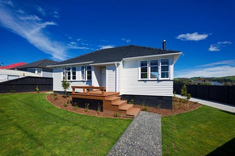 Photo of property in 16 Davidson Terrace, Kaikoura, 7300
