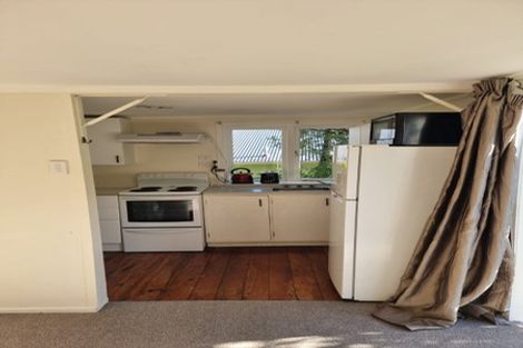 Photo of property in 16 Borlase Street, Brooklyn, Wellington, 6021