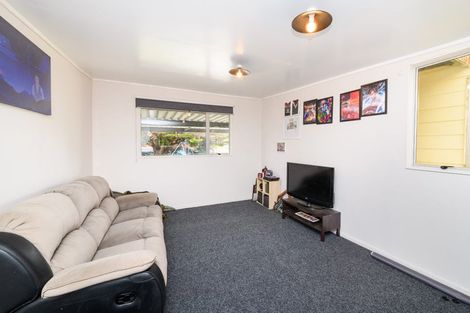 Photo of property in 8 Buller Place, Westbrook, Palmerston North, 4412