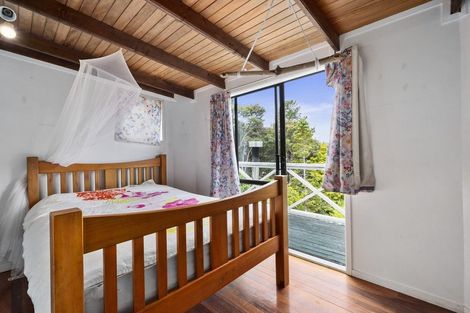 Photo of property in 131 Colwill Road, Massey, Auckland, 0614