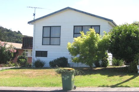 Photo of property in 2/221 Manuka Road, Bayview, Auckland, 0629