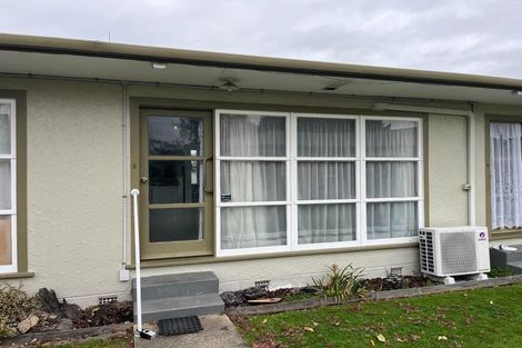 Photo of property in 8 Lowestoft Place, West End, Palmerston North, 4412