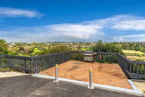 Photo of property in 86 Sylvan Avenue, Northcote, Auckland, 0627
