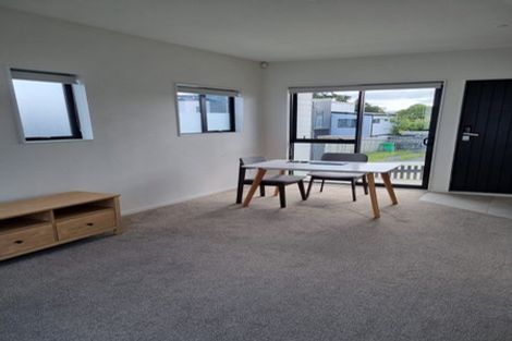 Photo of property in 3/26 Toru Street, Te Atatu Peninsula, Auckland, 0610