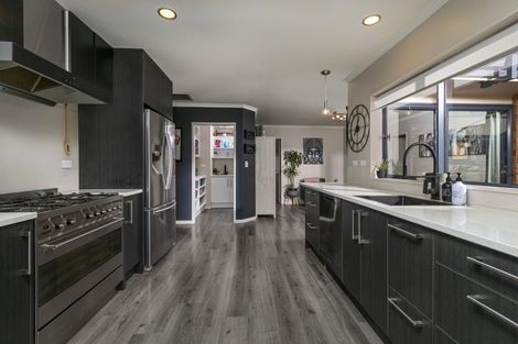 Photo of property in 51 Jadewynn Drive, Massey, Auckland, 0614