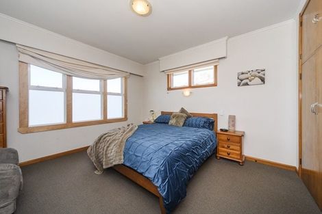 Photo of property in 6 Innes Place, Roslyn, Palmerston North, 4414