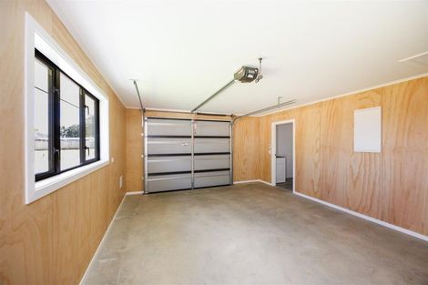Photo of property in 166b Bridge Street, Bulls, 4818