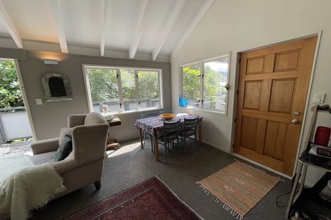Photo of property in 45-47 Glenesk Road, Piha, New Lynn, 0772