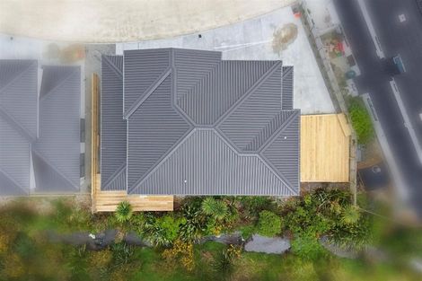 Photo of property in 5 Pihipihi Way, Crofton Downs, Wellington, 6035