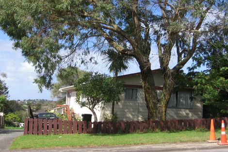 Photo of property in 36 Solar Road, Glen Eden, Auckland, 0602