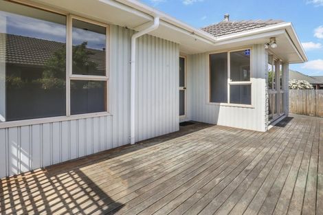 Photo of property in 15 Rosella Street, Broomfield, Christchurch, 8042