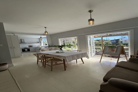 Photo of property in 36 Main Street, Greytown, 5712