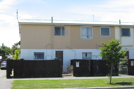 Photo of property in 17 Gresford Street, Edgeware, Christchurch, 8013