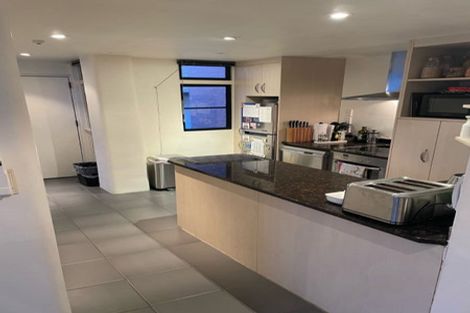 Photo of property in 1u2 Hay Street, Oriental Bay, Wellington, 6011