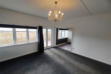 Photo of property in 30 Ngaire Street, Longburn, Palmerston North, 4412
