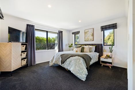 Photo of property in 83 Willowside Place, Amberley, 7410