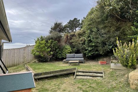 Photo of property in 72 Omapere Street, Whitby, Porirua, 5024