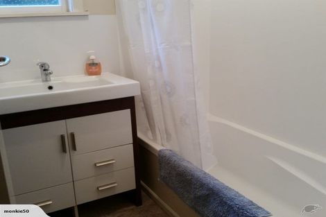 Photo of property in 56 Salford Street, Newlands, Wellington, 6037