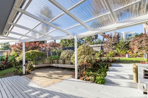 Photo of property in 39 Langton Road, Stanmore Bay, Whangaparaoa, 0932