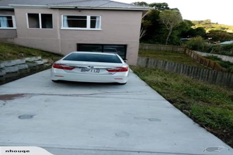 Photo of property in 52 Chamberlain Road, Karori, Wellington, 6012