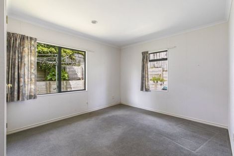 Photo of property in 2 Buckingham Place, Bethlehem, Tauranga, 3110