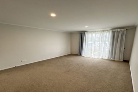 Photo of property in 26 Ian Morrison Road, Hobsonville, Auckland, 0616