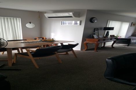 Photo of property in 49 Treestump Road, Takanini, 2112