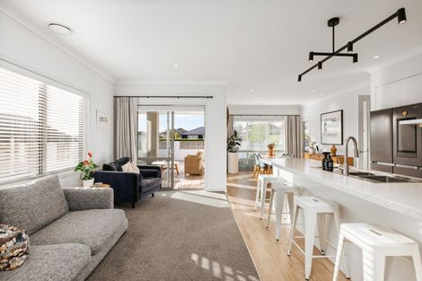 Photo of property in 324 Lakes Boulevard, Pyes Pa, Tauranga, 3112