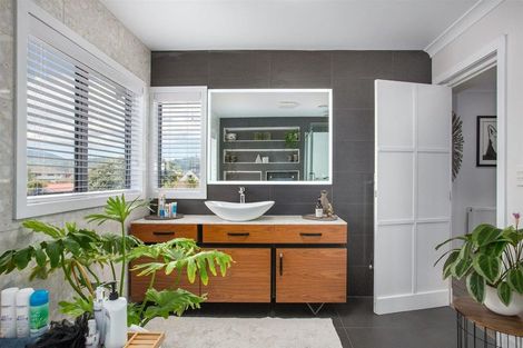 Photo of property in 249 Manly Street, Paraparaumu Beach, Paraparaumu, 5032