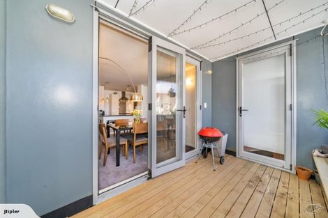 Photo of property in 8u6b Lipman Street, Mount Victoria, Wellington, 6011