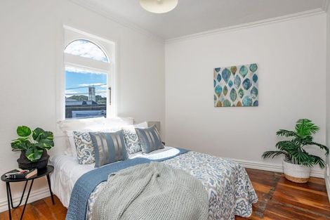 Photo of property in 2 Gordon Street, Newtown, Wellington, 6021
