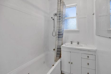 Photo of property in 9 Timandra Street, Welbourn, New Plymouth, 4312